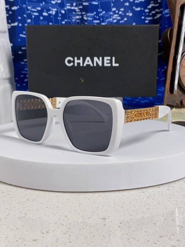 Chanel 2025 New Fashion Sunglasses, High Quality, Versatile, Trendy, Large Frame