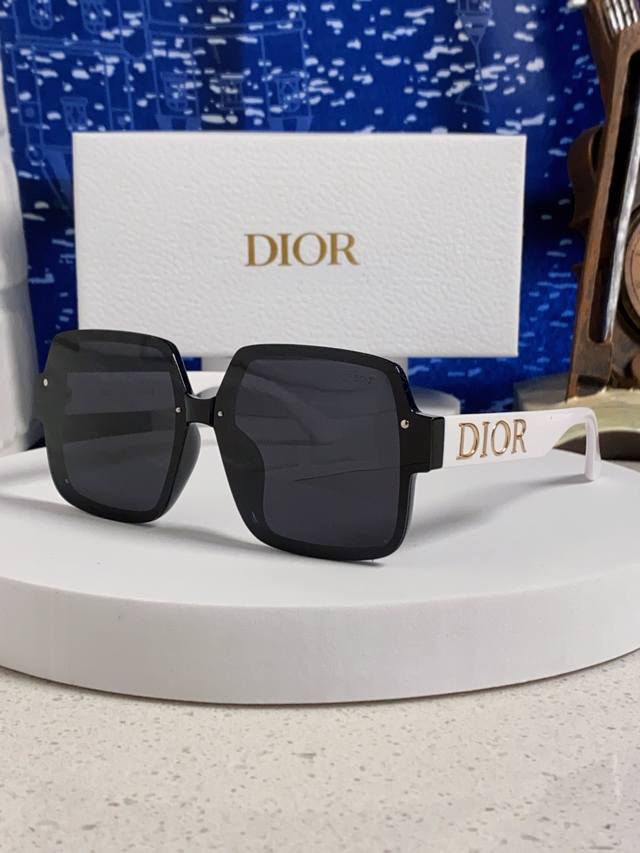 Dior 2025 New Korean Style Popular Square Large Frame Sunglasses for Men and Wom