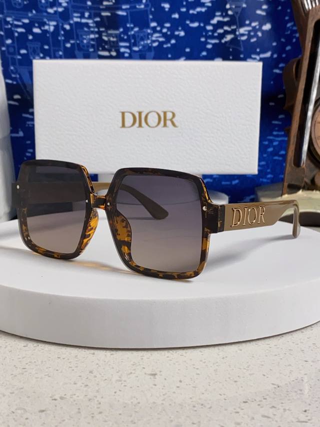 Dior 2025 New Korean Style Popular Square Large Frame Sunglasses for Men and Wom