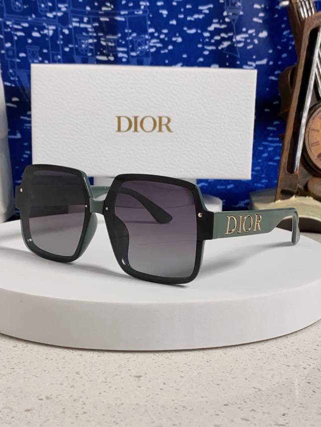Dior 2025 New Korean Style Popular Square Large Frame Sunglasses for Men and Wom