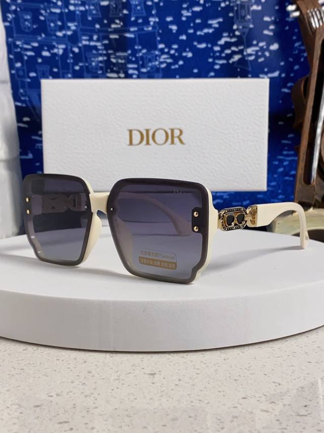 Dior 2025 New Style Sunglasses for Men and Women, Summer Luxury, Large Face Fash