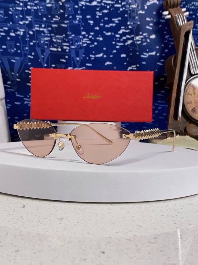 Cartier 2025 European and American luxury women's personalized avant-garde frame