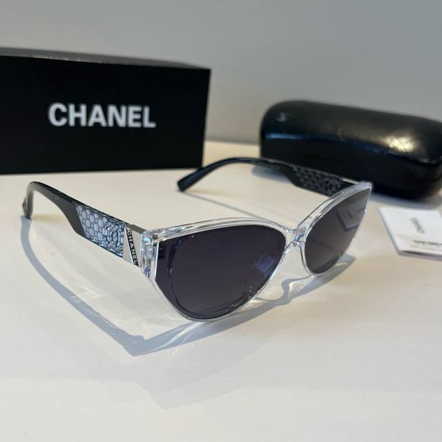 Chanel polarized sunglasses Ddd