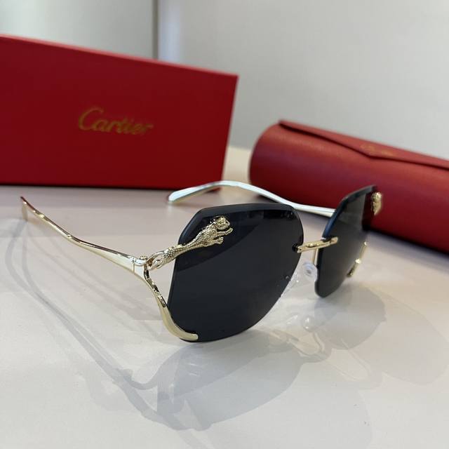 Cartie* Exquisite Cartie Sunglasses, made of metal, PC, with ten frameless, ultr