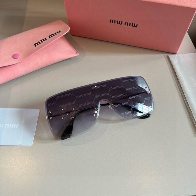 Miu Miu's new sunglasses, high-end frameless sunglasses for women, UV protection