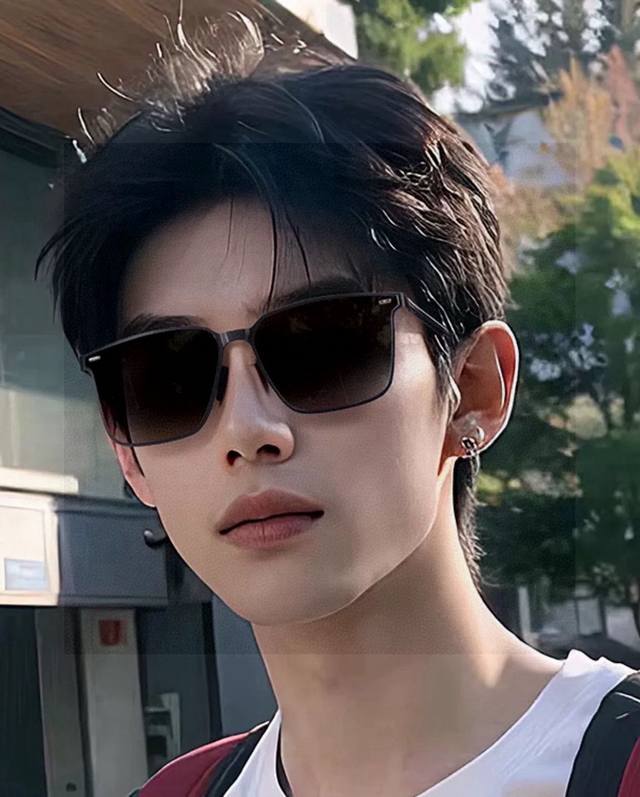 Gucci Men's Colorful Aviator Polarized Sunglasses. Material: High-definition nyl