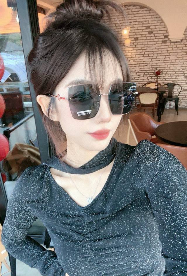 Dior Fashion Frameless Sunglasses Lenses Top Luxury Quality [Kiss] Extraordinary