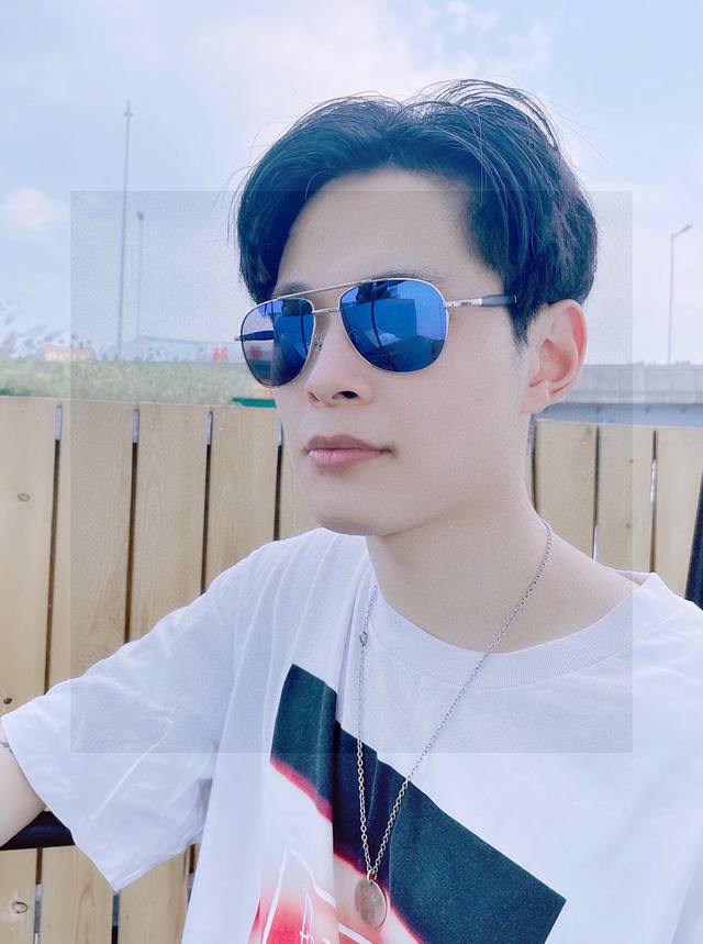 Gucci original men's and women's polarized sunglasses; metal alloy frame, metal