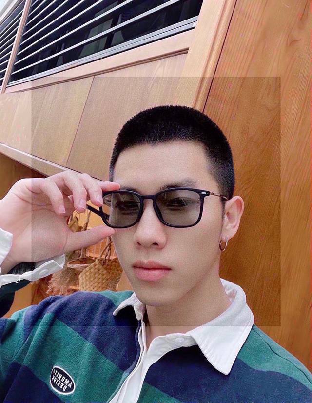 Armani: Original quality men's and women's polarized sunglasses. Material: High-