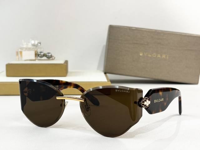 Bvlgar* Model: Bv9032B Size: 63 ports 18-140 Ddd