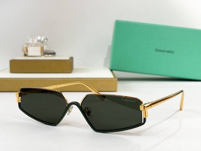 Tiffany&Co. Model: Tf3113Kb Size: 61 ports 13-142 Ddd