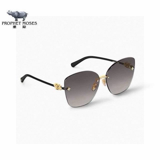 Louis Vuitto *Model: Z2459U Size: 61cm x 18-145cm Ddd