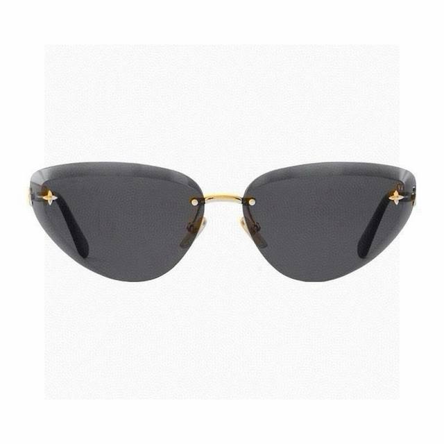 Louis Vuitto *Model: Z2138U Size: 62-inch 18-145mm Ddd