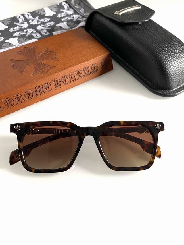 Polarized Sunglasses Chrome Heart Made from top-grade acetate, hand-polished and