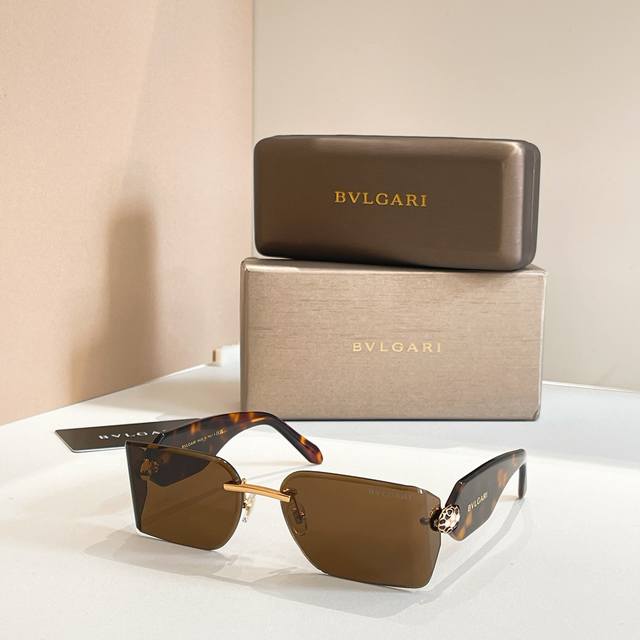 Bvlgar*Model: Bv9031B Size: 63 ports 18-140 Ddd