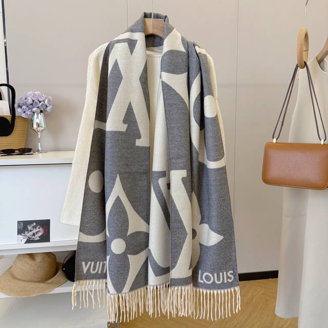 New Arrival! 2025 Autumn/Winter Unisex Scarf, same style as in department stores