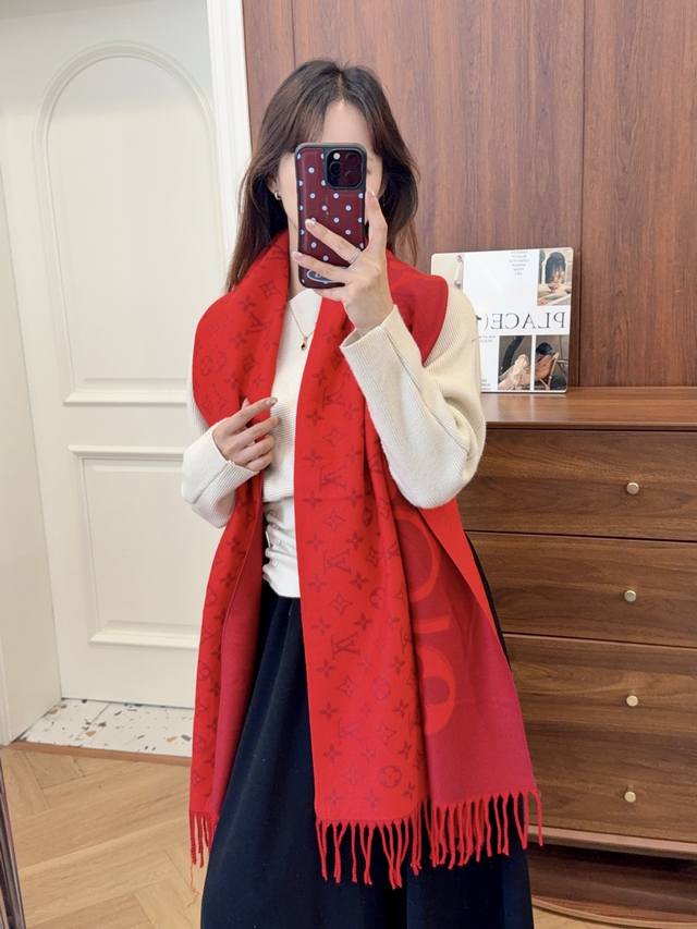 New Arrival! 2025 Autumn/Winter Unisex Scarf, same style as in department stores