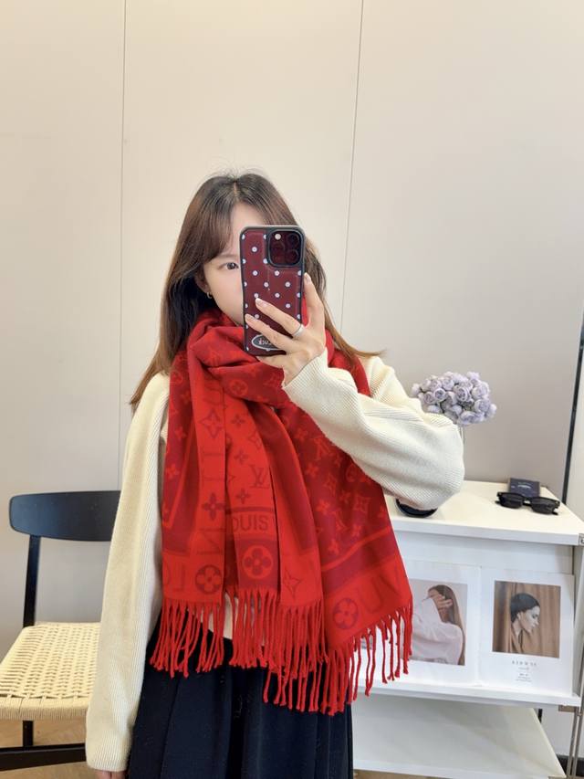 New Arrival! 2025 Autumn/Winter Unisex Scarf, same style as in department stores