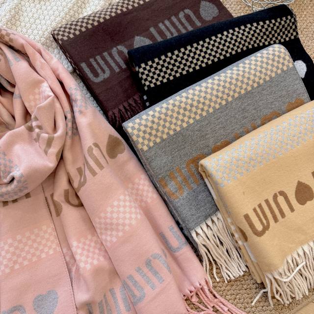 New Arrival! 2025 Autumn/Winter Unisex Scarf, same style as in department stores