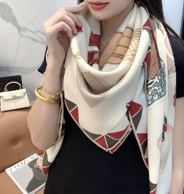 Hermes New Arrival: This eye-catching accessory from Hermes' Spring/Summer 2025