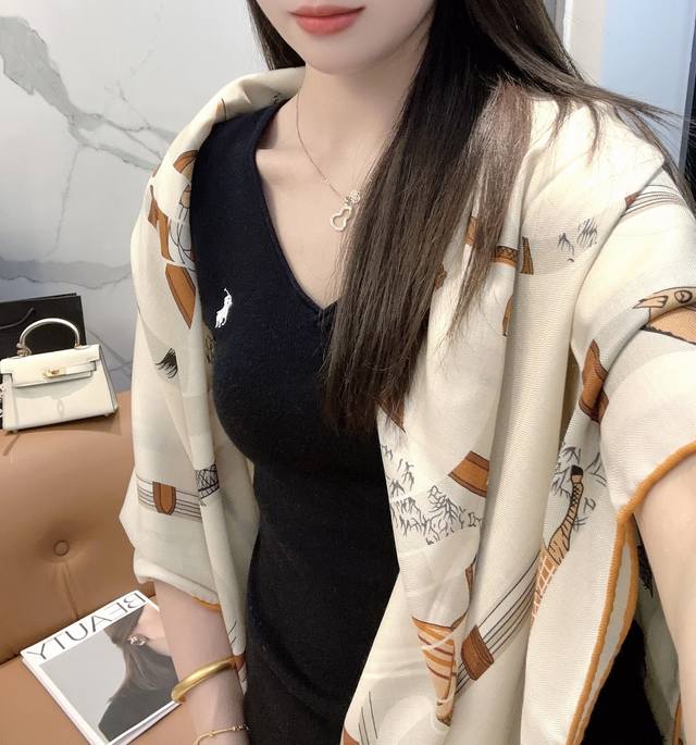 Hermes New Arrival: This eye-catching accessory from Hermes' Spring/Summer 2025