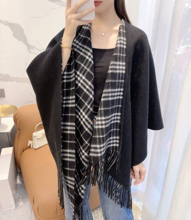 Burberry classic British check reversible cape shawl, super beautiful, this batc