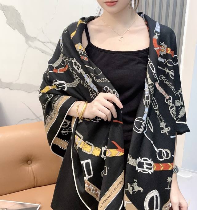 New cashmere scarf, everyone who bought it says it's beautiful, highly recommend