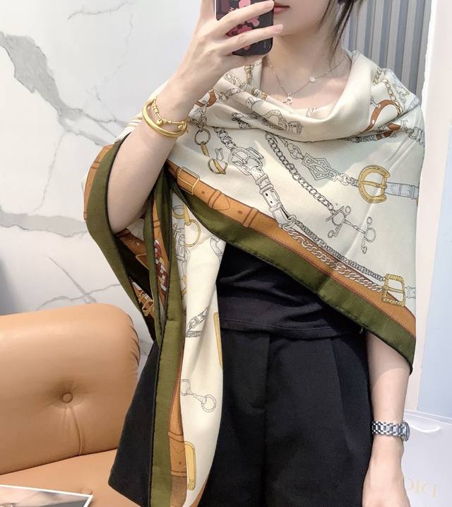 New cashmere scarf, everyone who bought it says it's beautiful, highly recommend