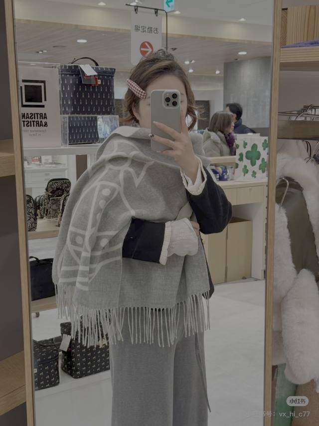 Original Quality! British Punk Godmother Ddd's favorite Saturn logo. In spirit,