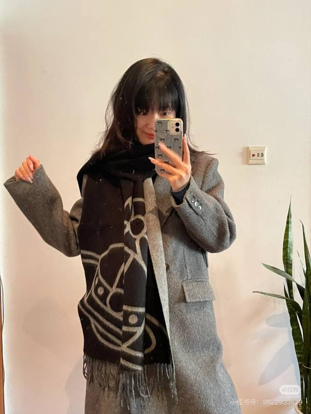 Original Quality! British Punk Godmother Ddd's favorite Saturn logo. In spirit,