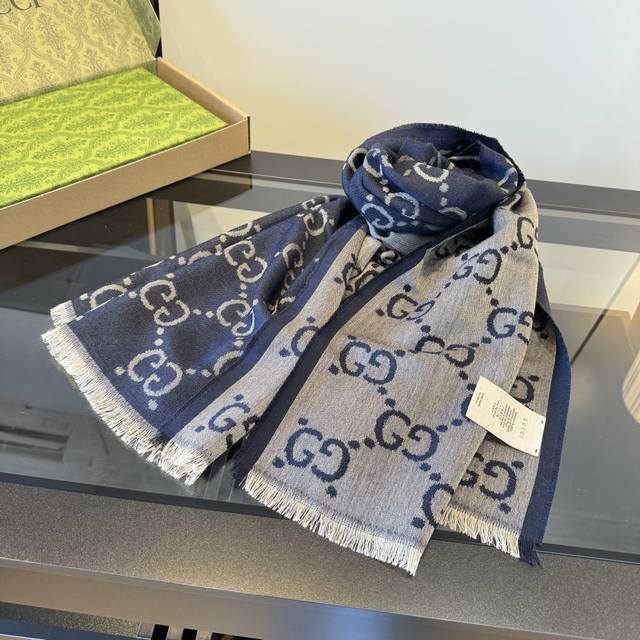 Gucci Classic Reversible Scarf for Men and Women! Size: 70cm*205cm Material: 50%
