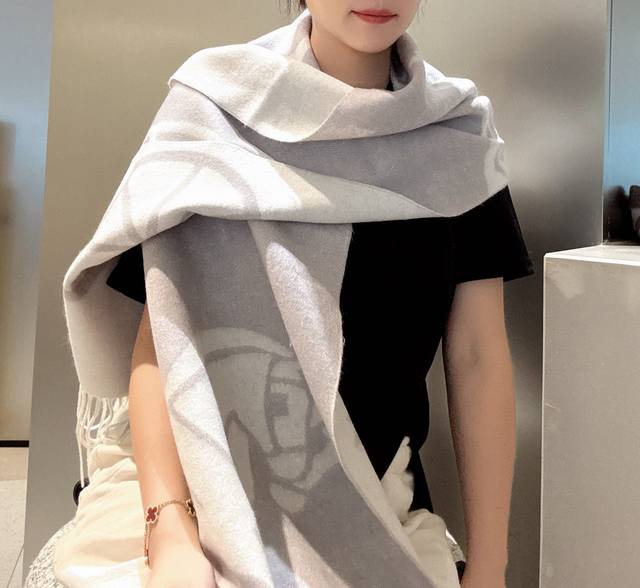 Hermes highly recommended! Made of incredibly warm, soft, and skin-friendly wool