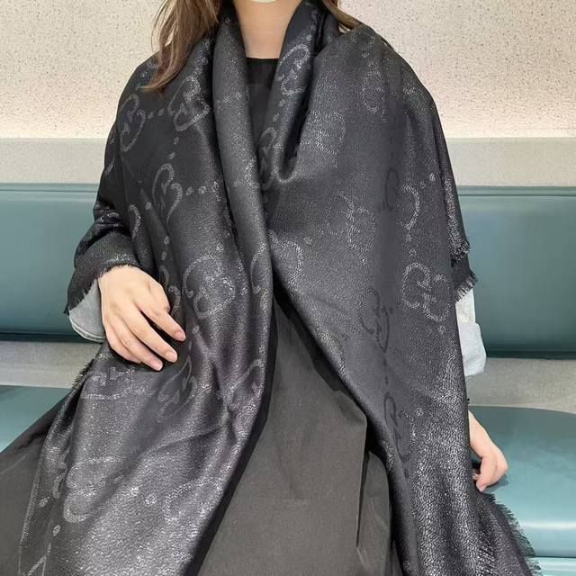 Gucci classic cashmere silk scarf, here's a real gem. Get it now! A batch of gen