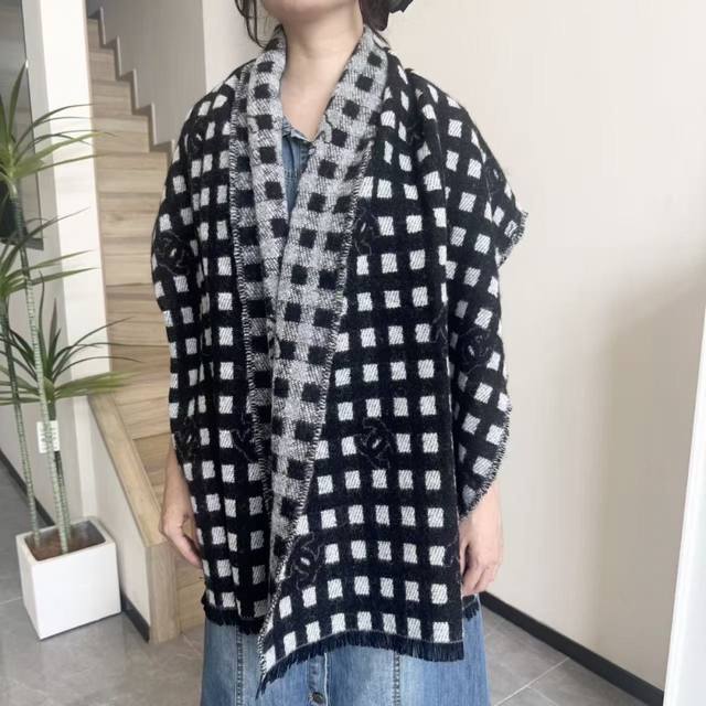 Chanel's new collection is here, ladies, get out there and rock the streets! The