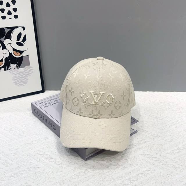 New LV Baseball Cap Ddd