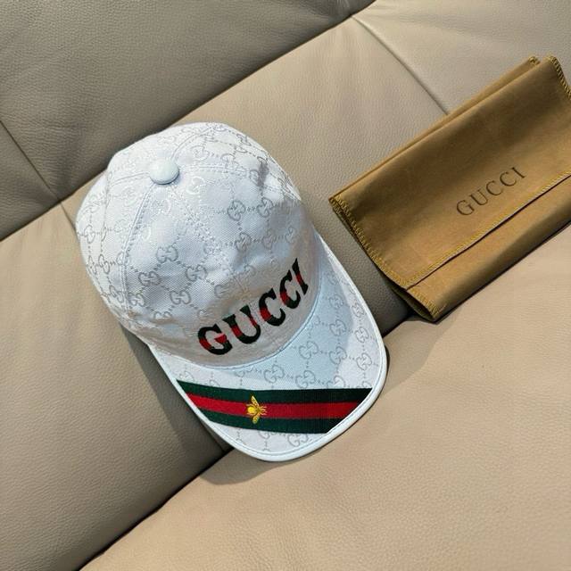 Comes with box and tote bag. New Gucci baseball cap, 1:1 replica, heavy embroide