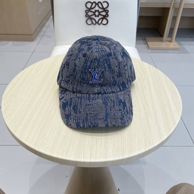 Louis Vuitton Autumn/Winter New Korean Style High-End Denim Flocked Octagonal Ha