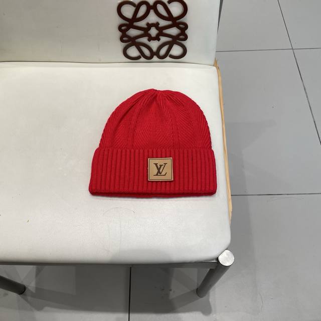 High-quality version!!! Louis Vuitton high-quality knitted rabbit and wool beani