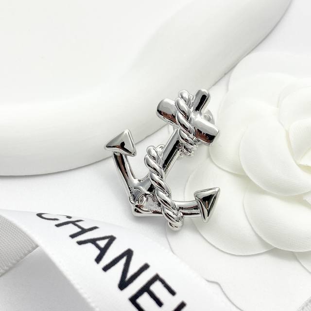 Chanel Brooch Hot Selling New Arrival Chanel 25C Silver Anchor Rope Brooch Rope