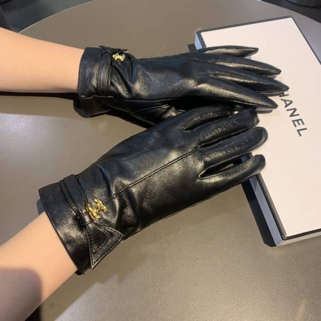 2025 New Exclusive First Release Touchscreen Gloves Chanel Original Quality, Off