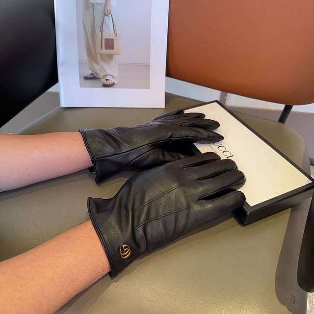 Gucci Men's New Sheepskin Gloves, stylish gloves, warm fleece lining for autumn