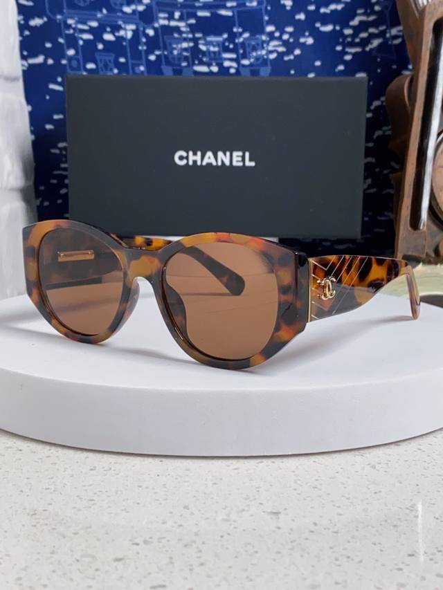 Chanel 24 New Women's Sunglasses, Square/Round Face Sunglasses, Polarized Cat Ey