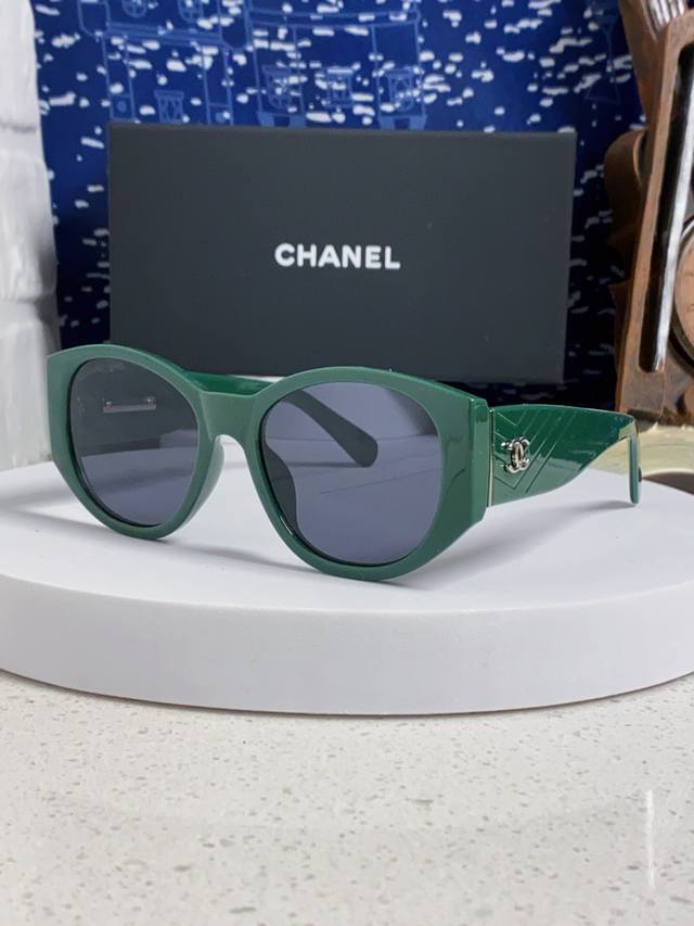 Chanel 24 New Women's Sunglasses, Square/Round Face Sunglasses, Polarized Cat Ey