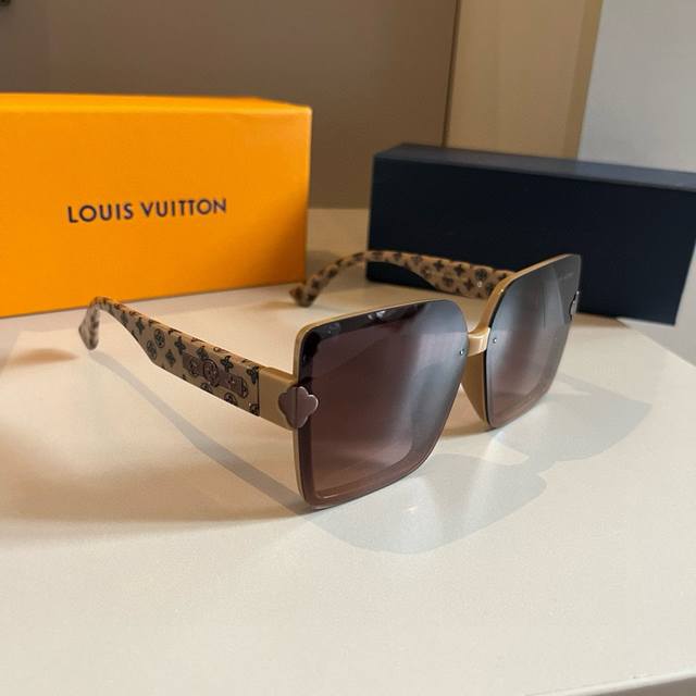 LV sunglasses for men and women, stylish and flattering, making faces look small