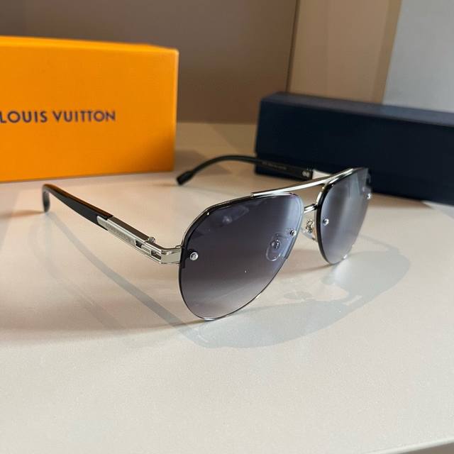 Louis Vuitton New Release Sunglasses (Ddd) Unisex