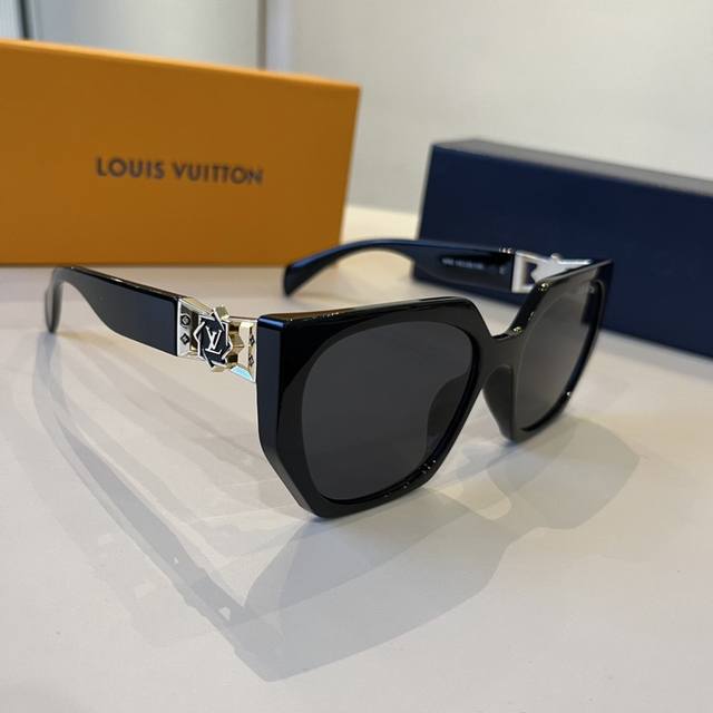 Louis Vuitton sunglasses, face-shaping sunglasses, high-end and lightweight.