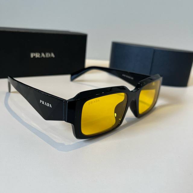 Prada high-end men's and women's sunglasses, sun protection and face-shaping gla