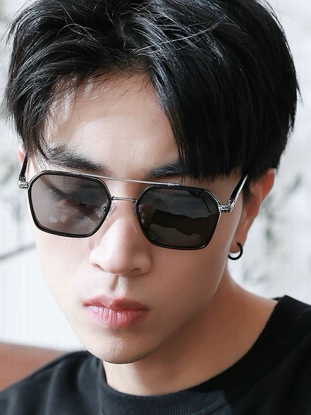 Maybach's most prestigious and high-quality product of the year, the classic "fr