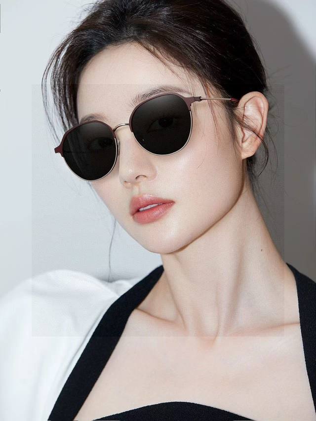 Chanel 2025 Spring New Trendy Hot Selling Fashion Round Frame Sunglasses High Qu