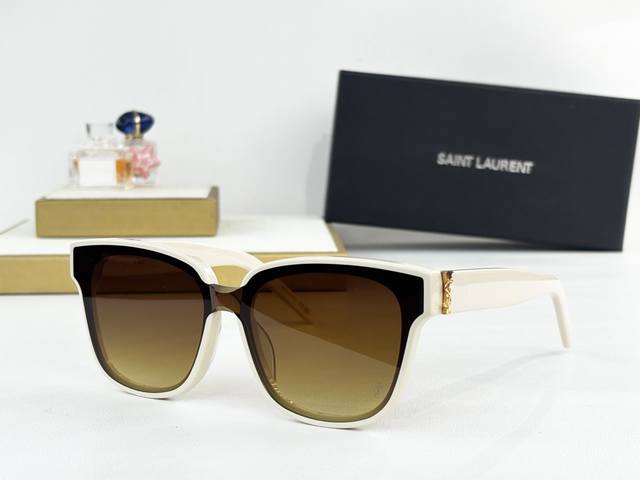 Saint Lauren* Mod: Sl M40S Size: 53-19-145 Ddd